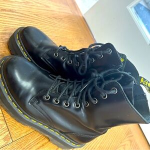 Dr Martens platform boots Size 6.